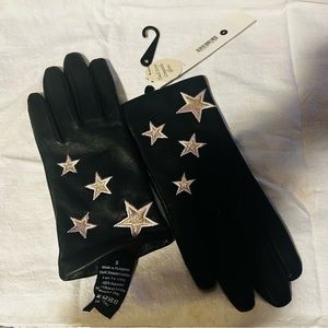 NWT 100% leather gloves by AQUA. Touchscreen fingertips.